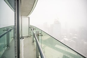 GLOBALSTAY. Maple Leaf Square