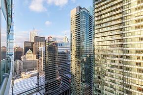 GLOBALSTAY. Maple Leaf Square