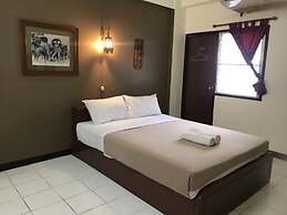 Royal Night Bazaar Hotel