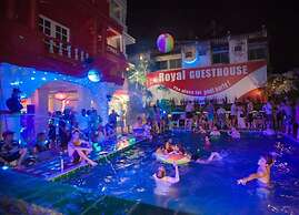 Royal Night Bazaar Hotel