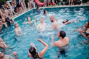 Royal Night Bazaar Hotel