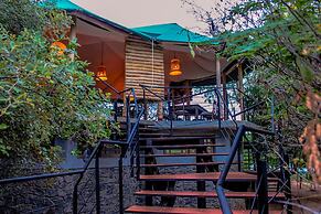 Flameback Eco Lodge