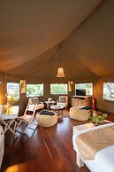 Flameback Eco Lodge