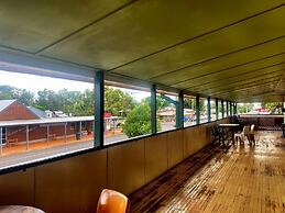 The Royal Carrangarra Hotel