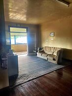 The Royal Carrangarra Hotel