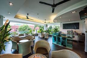 Syphon Hotel & Apartment