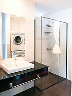 Syphon Hotel & Apartment