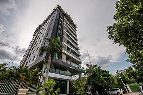 Syphon Hotel & Apartment