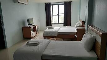 Sutharnlai Apartment