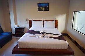 S Ville Resort