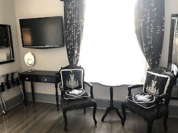 Canterbury Lodge
