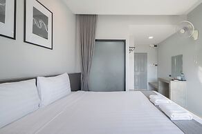 C2U Hotel Uthai Thani - Adults Only