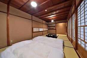 Takeya Kitano Honkan