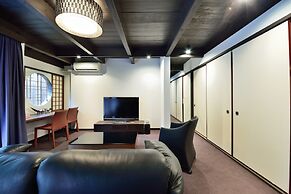 Takeya Kitano Honkan