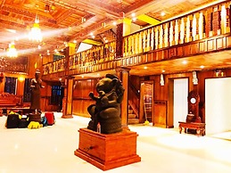 Hello Cambodia Boutique