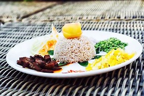 Hello Cambodia Boutique