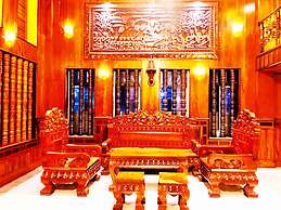 Hello Cambodia Boutique