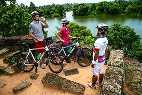 Hello Cambodia Boutique