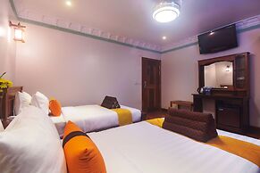 Hello Cambodia Boutique