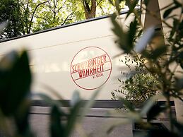 Schwabinger Wahrheit by Geisel