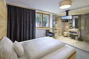 ElzLand Hotel 9 Linden BUSINESS & FAMILIEN HOTEL