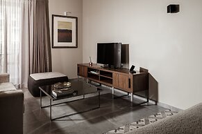 1926 Le Parisot Boutique Suites