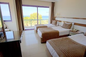 Le Monde Beach Resort & Spa