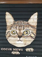 Cocoa Mews Cafe & Homestay - Hostel