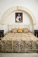 REFUGE OF THE PAGANI