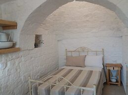 REFUGE OF THE PAGANI