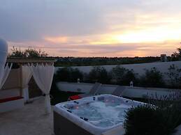 REFUGE OF THE PAGANI