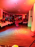 Court Inn