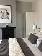 Hedley Villa Guest House