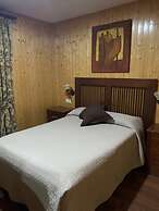 Hostal - Camping Ciudad de Cáceres
