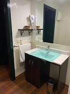 Hostal - Camping Ciudad de Cáceres
