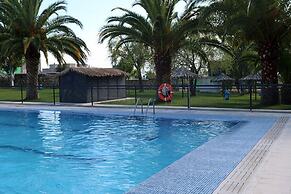 Hostal - Camping Ciudad de Cáceres