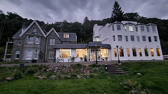 The Lodge On The Loch