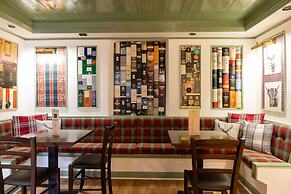 The Lodge On The Loch