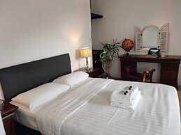 The Lodge On The Loch