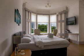 The Lodge On The Loch