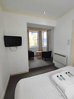 The Lodge On The Loch