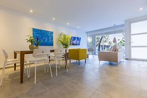 Boca Catalina Modern Villa