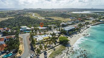 Boca Catalina Modern Villa