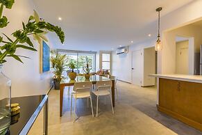 Boca Catalina Modern Villa