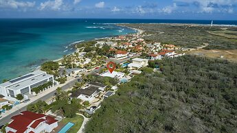 Boca Catalina Modern Villa