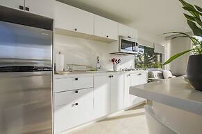 Boca Catalina Modern Villa