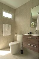 Boca Catalina Modern Villa