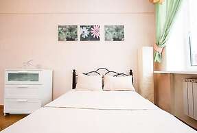 Apartlux on Karetnyy Ryad