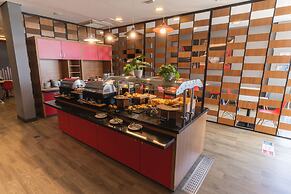 Ibis Lorena - Circuito da Fé