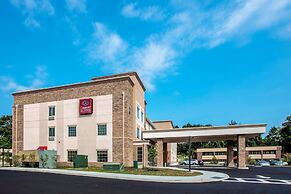 Comfort Suites Fishkill near Interstate 84